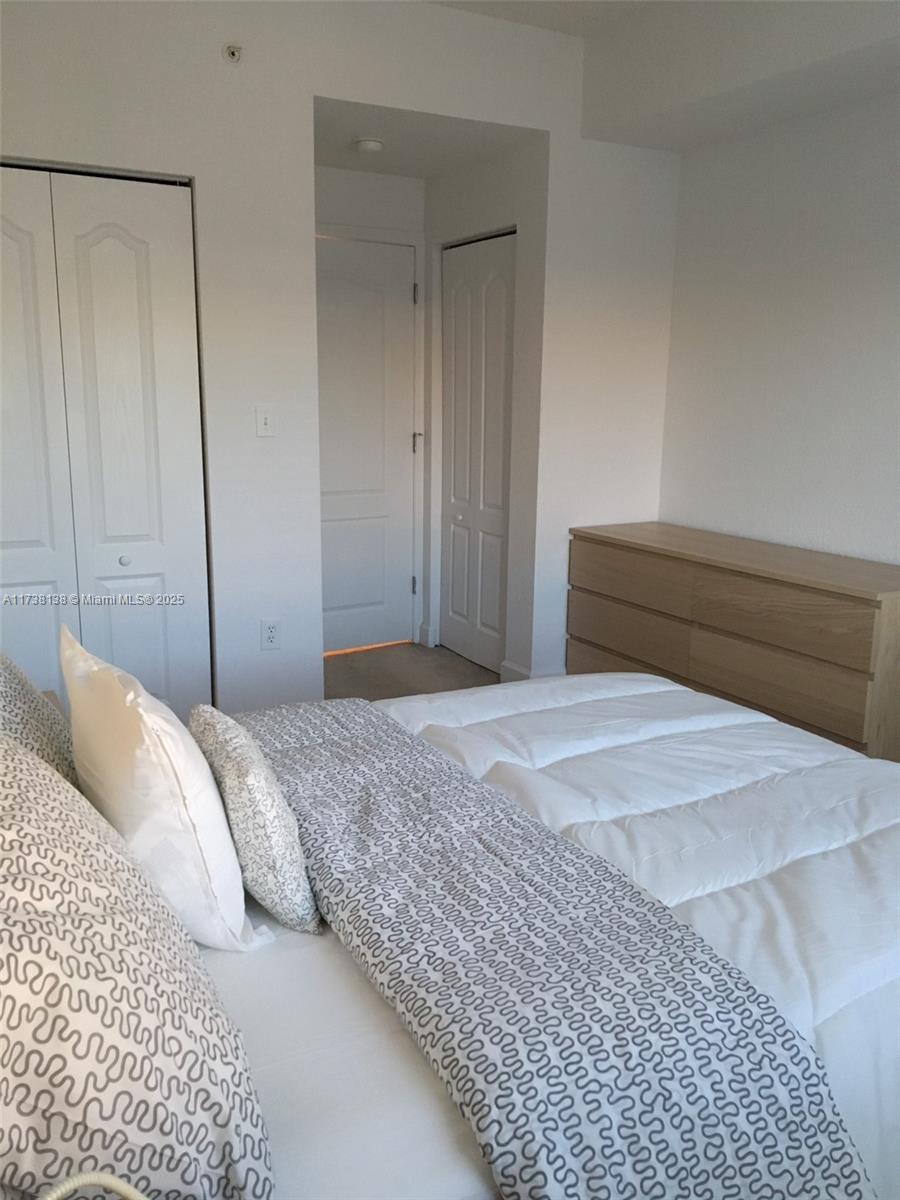 VALENCIA CONDO - Residential Lease