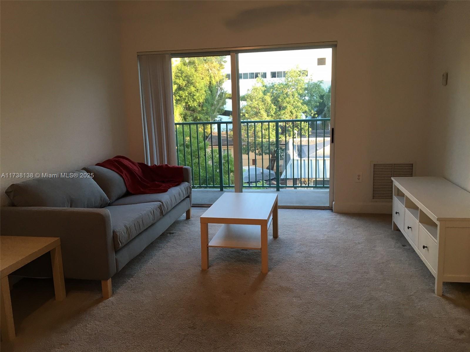 VALENCIA CONDO - Residential Lease