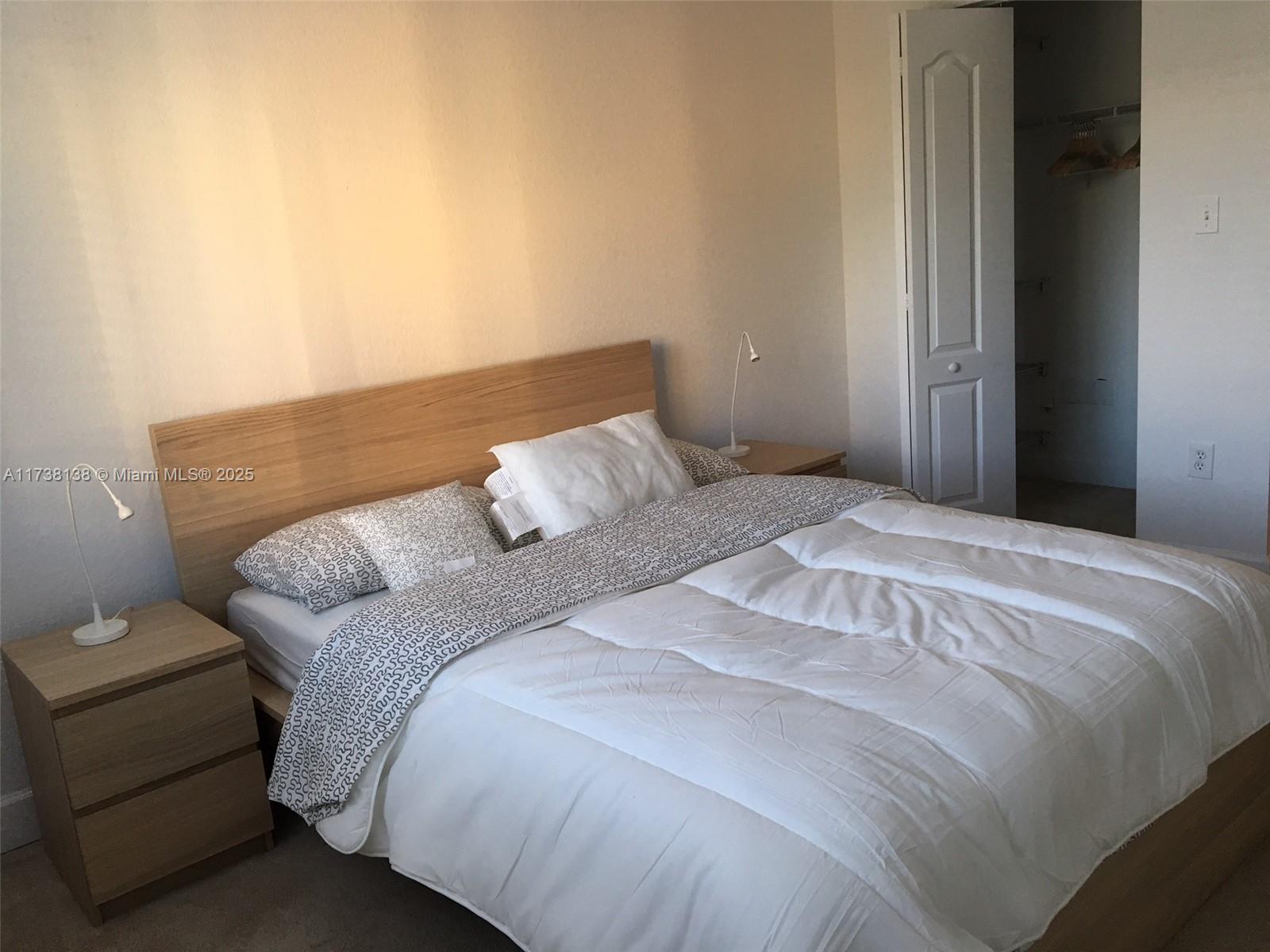 VALENCIA CONDO - Residential Lease