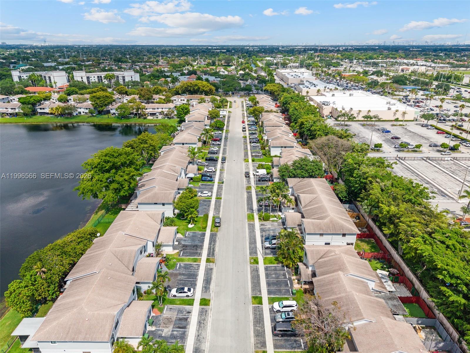 PEMBROKE POINTE SEC ONE - Residential