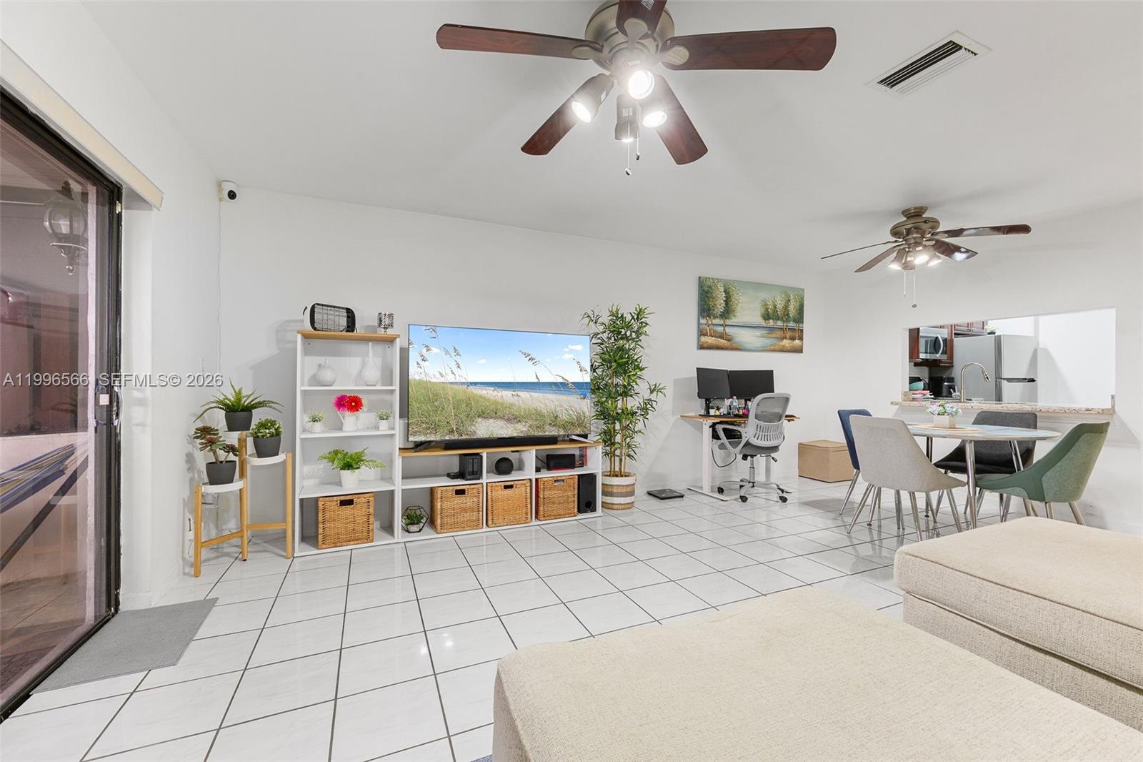 PEMBROKE POINTE SEC ONE - Residential