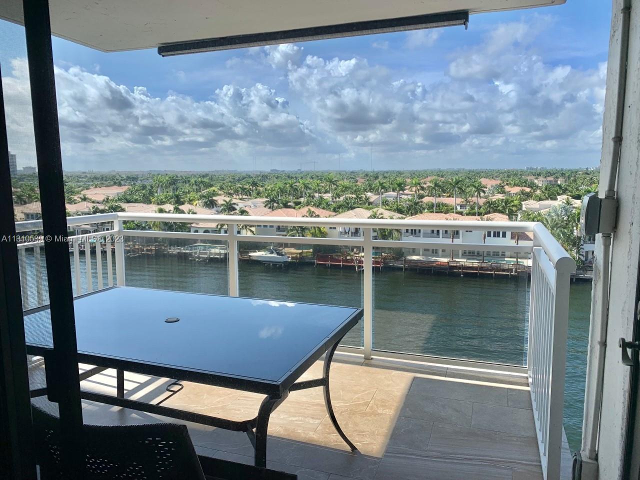 ALLINGTON TOWERS CONDO - Residential