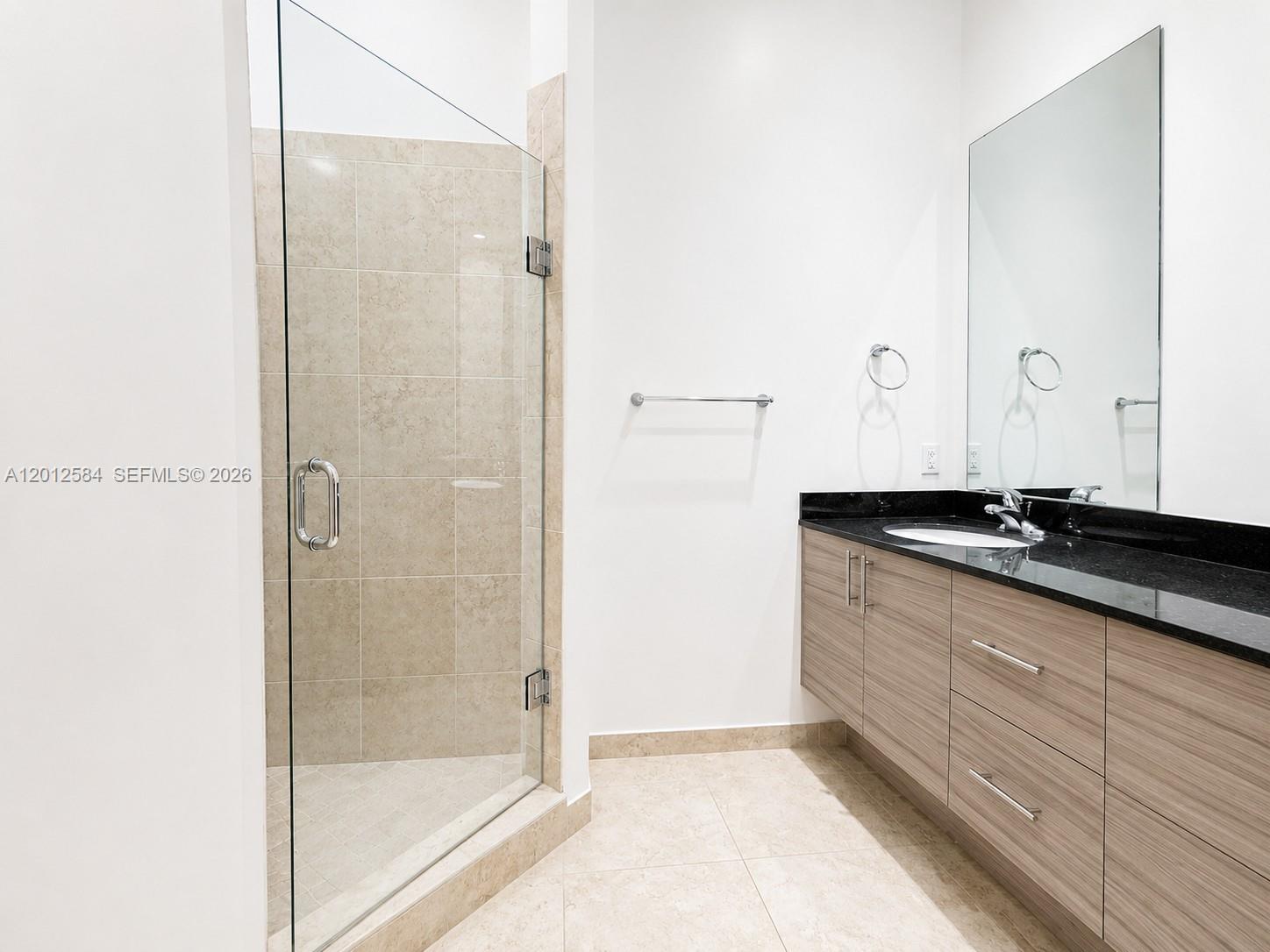 Calabria Residences - Residential