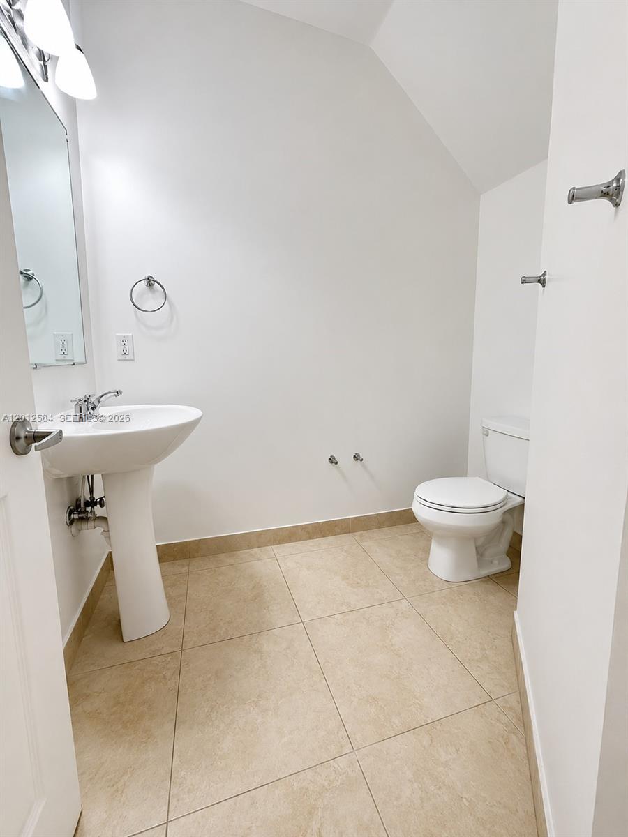 Calabria Residences - Residential