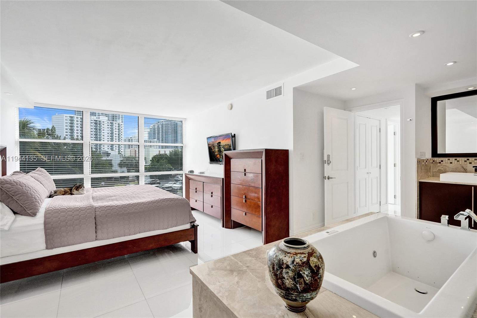 OCEANVIEW PARK CONDO - Residential
