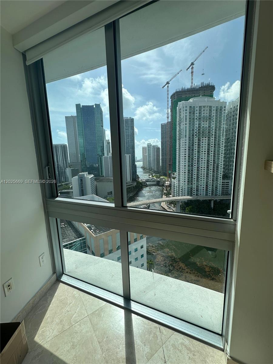 WIND CONDO - Residential Lease