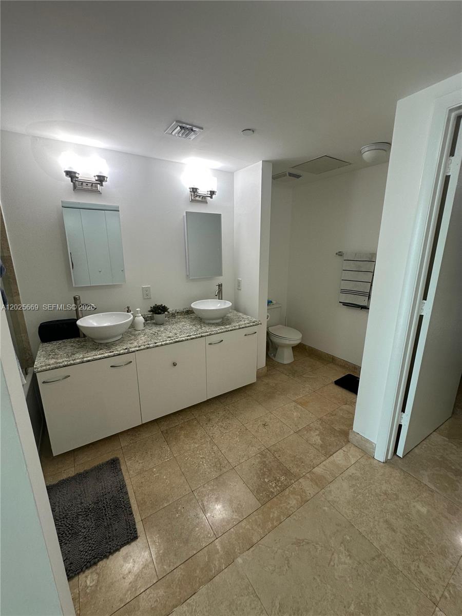 WIND CONDO - Residential Lease