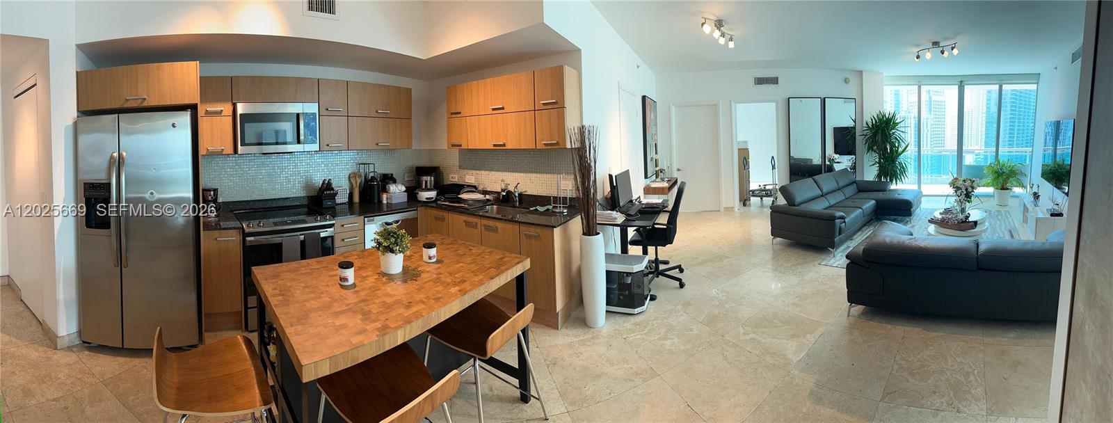 WIND CONDO - Residential Lease