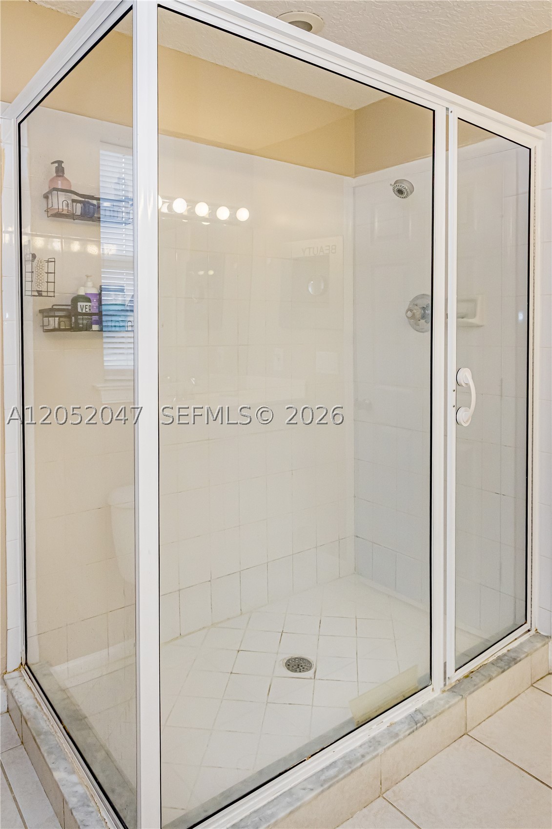 SUGAR POND MANOR OF WELLI - Residential Lease