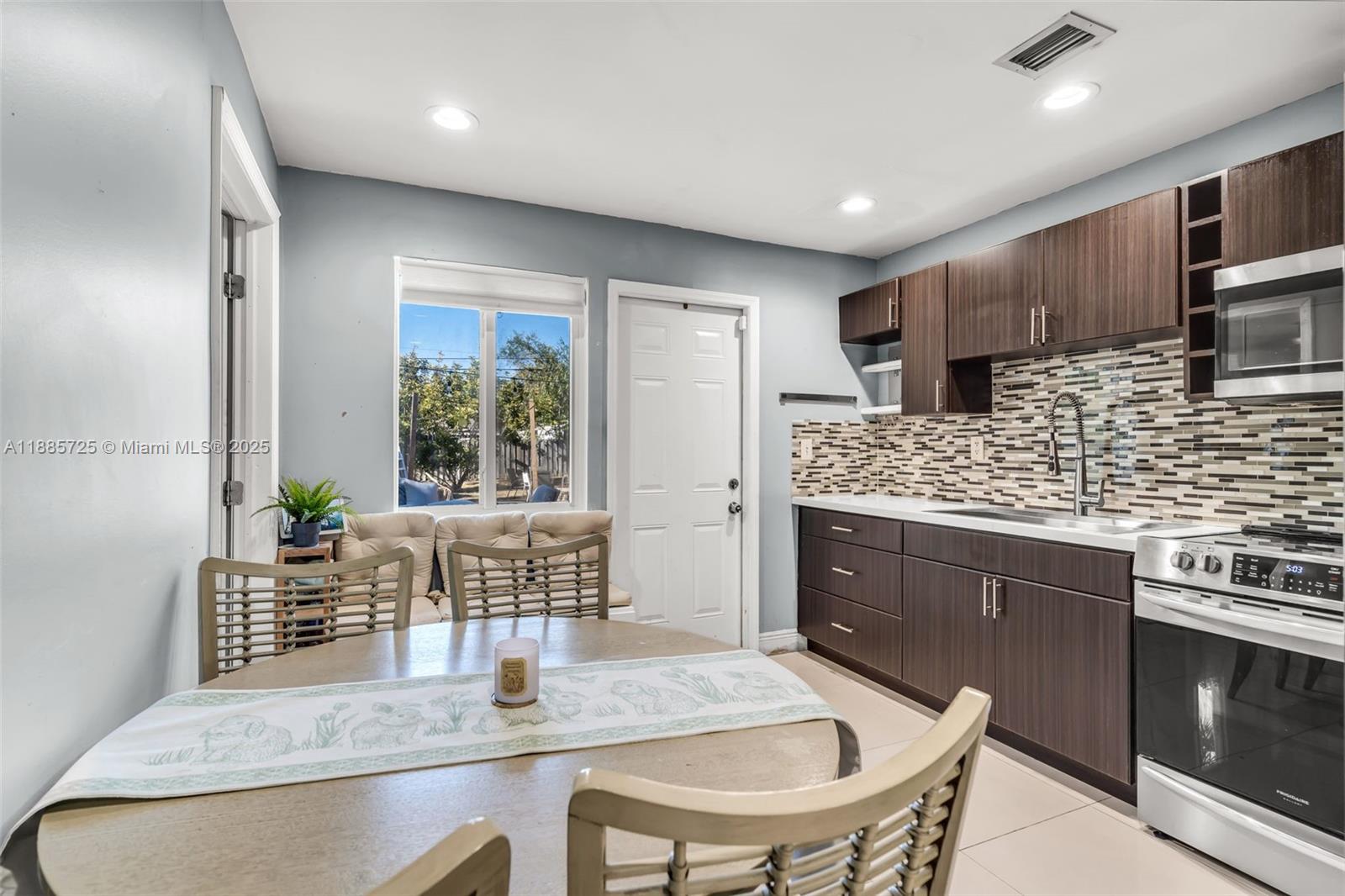 OVERBROOK SHORES - Residential