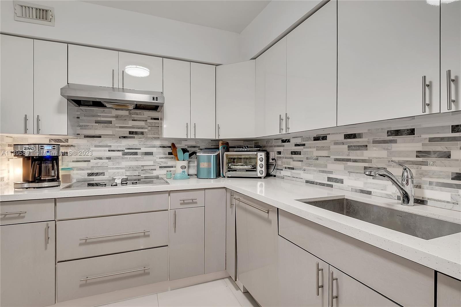 FOUR WINDS CONDO - Residential Lease