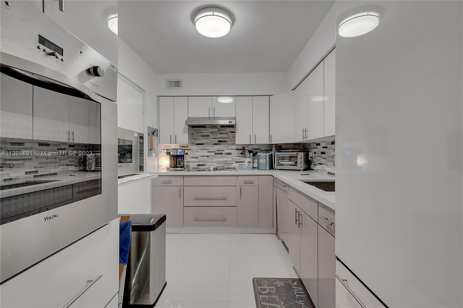 FOUR WINDS CONDO - Residential Lease