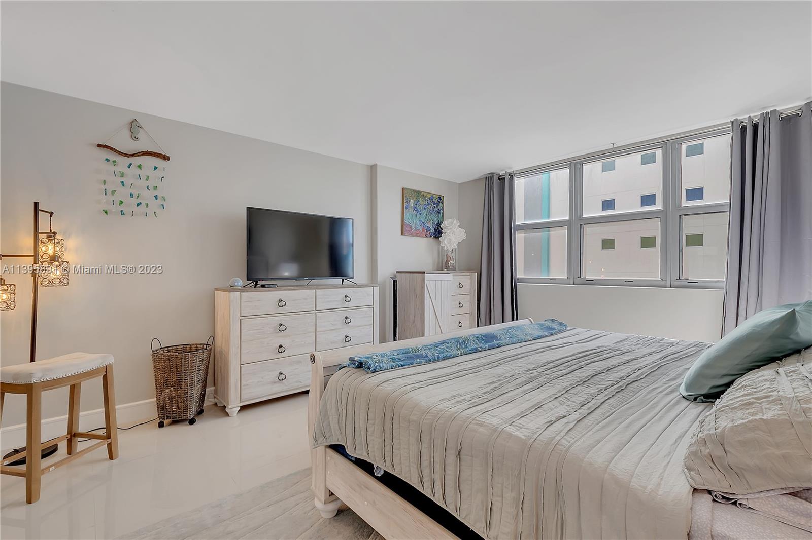 FOUR WINDS CONDO - Residential Lease