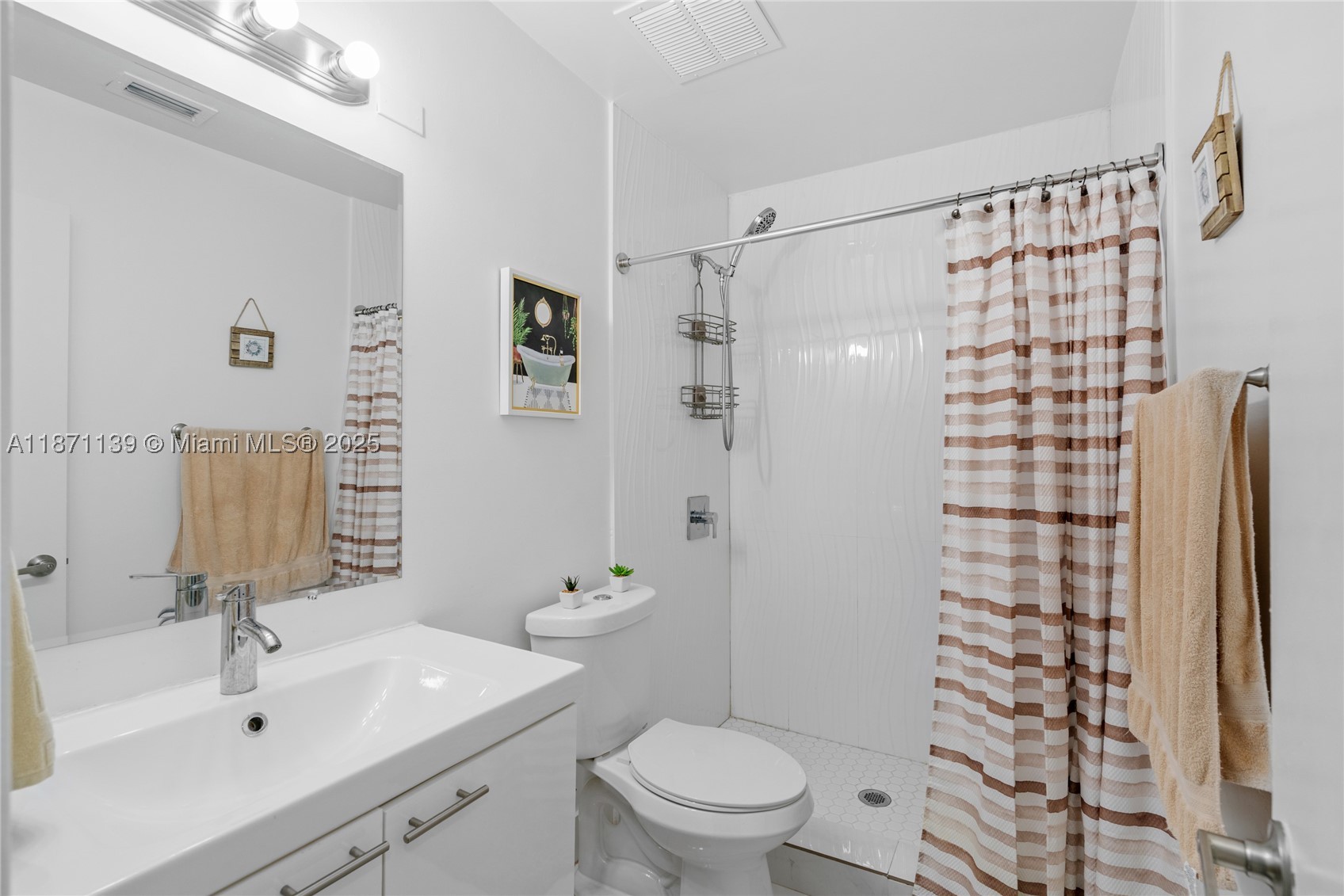 KENDALL LKS E LAKEVIEW TH - Residential