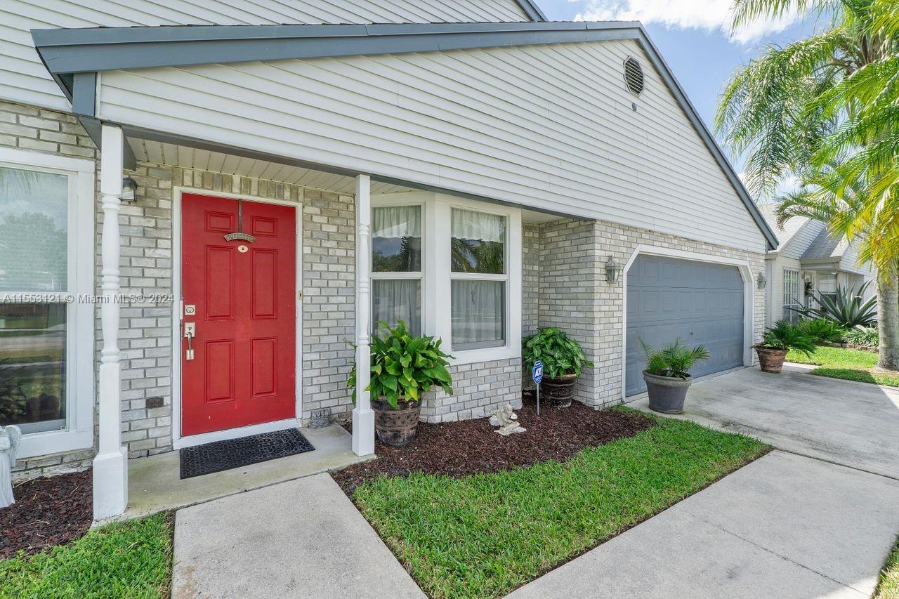 FAMILY HOMES - Residential