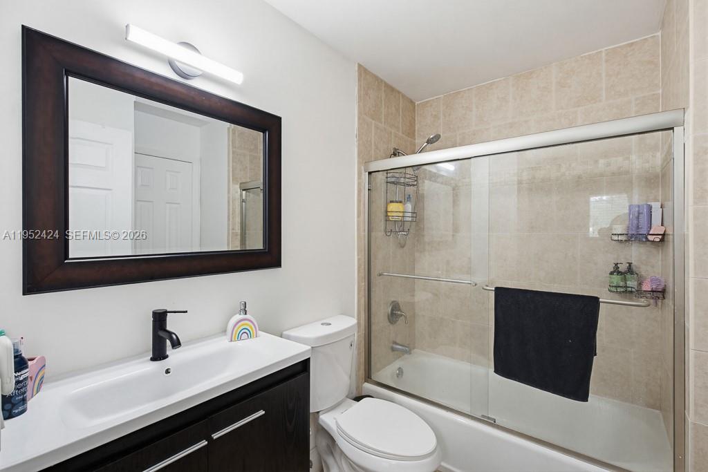 MIRA VILLAS CONDO - Residential