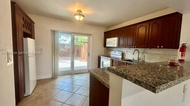 MIRA VILLAS CONDO - Residential