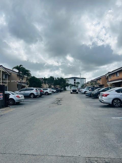 MIRA VILLAS CONDO - Residential