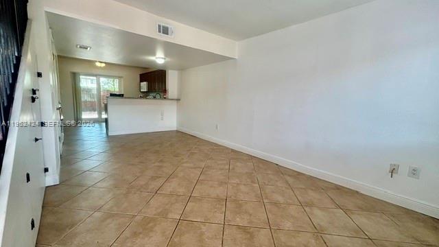 MIRA VILLAS CONDO - Residential