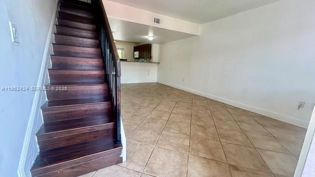 MIRA VILLAS CONDO - Residential