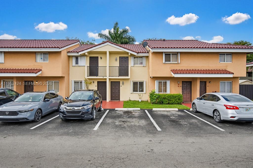 MIRA VILLAS CONDO - Residential