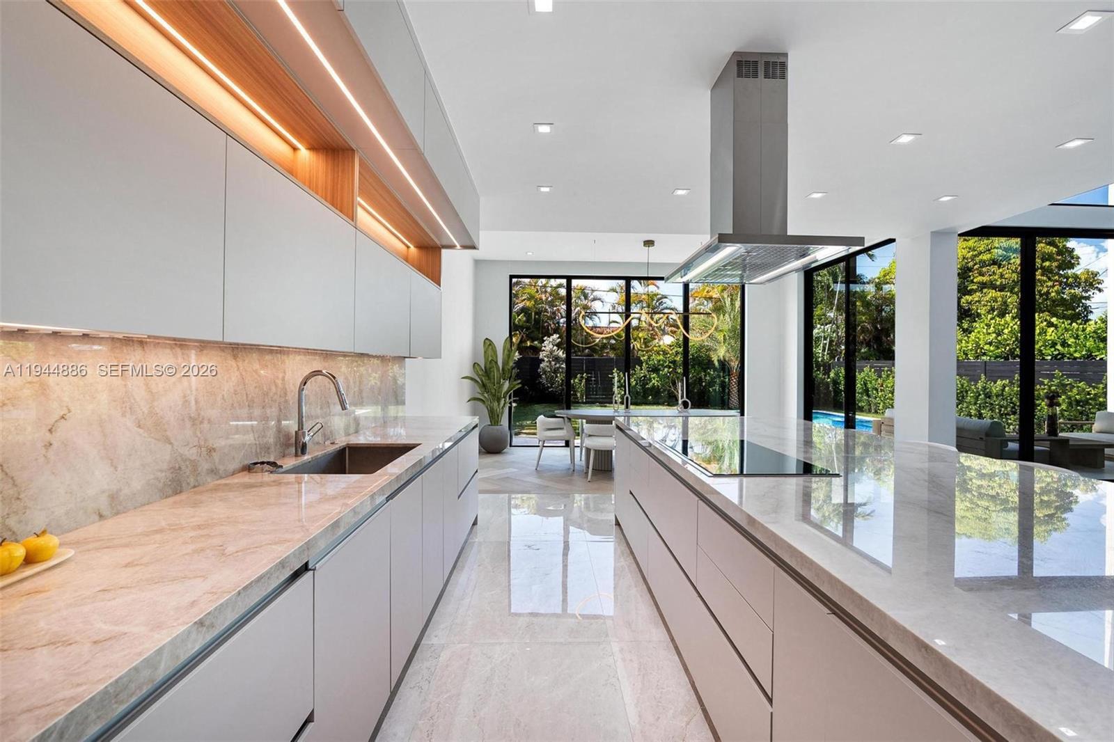 WESTMORELAND 3RD ADDN - Residential