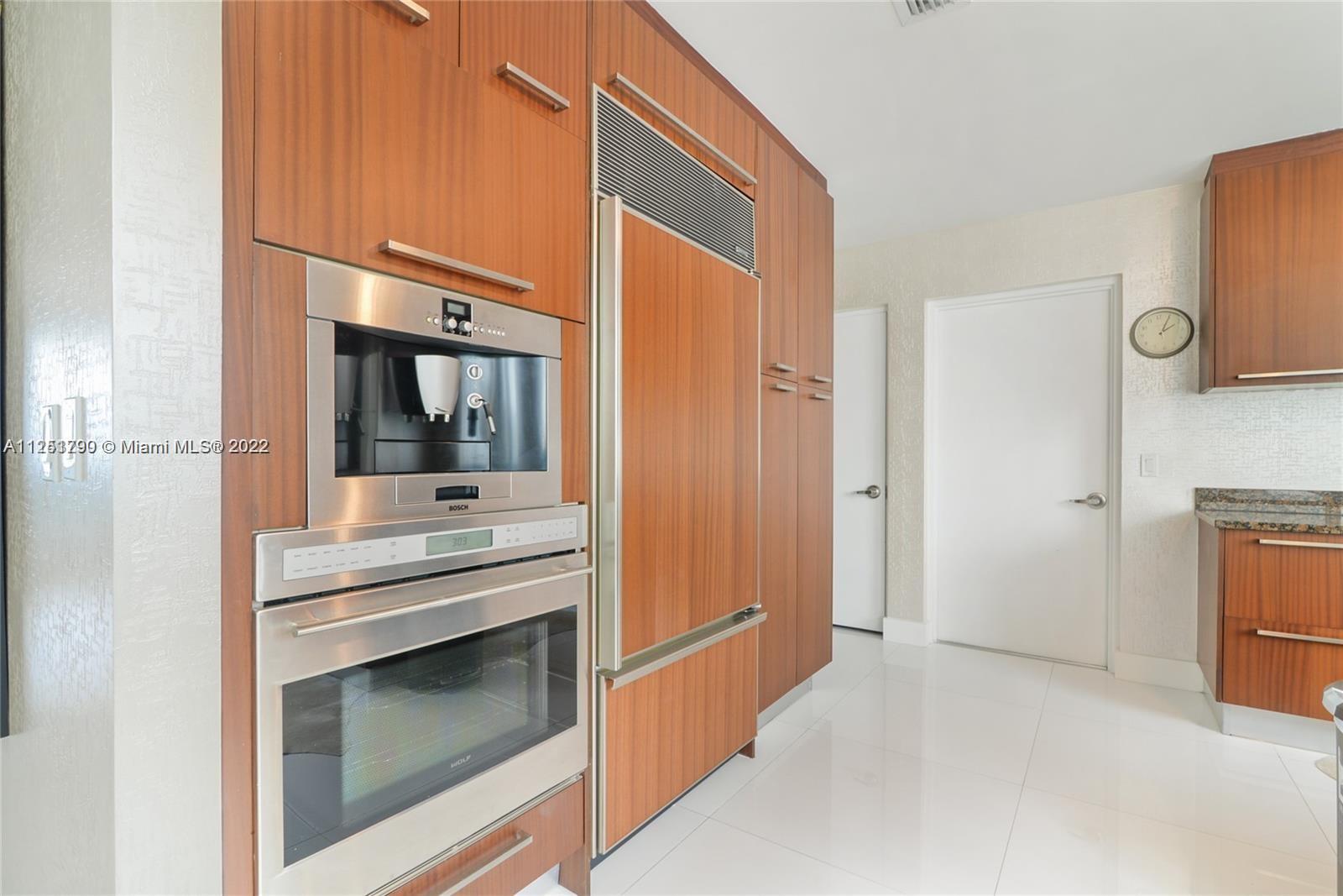 TDR TOWER III CONDO - Residential Lease
