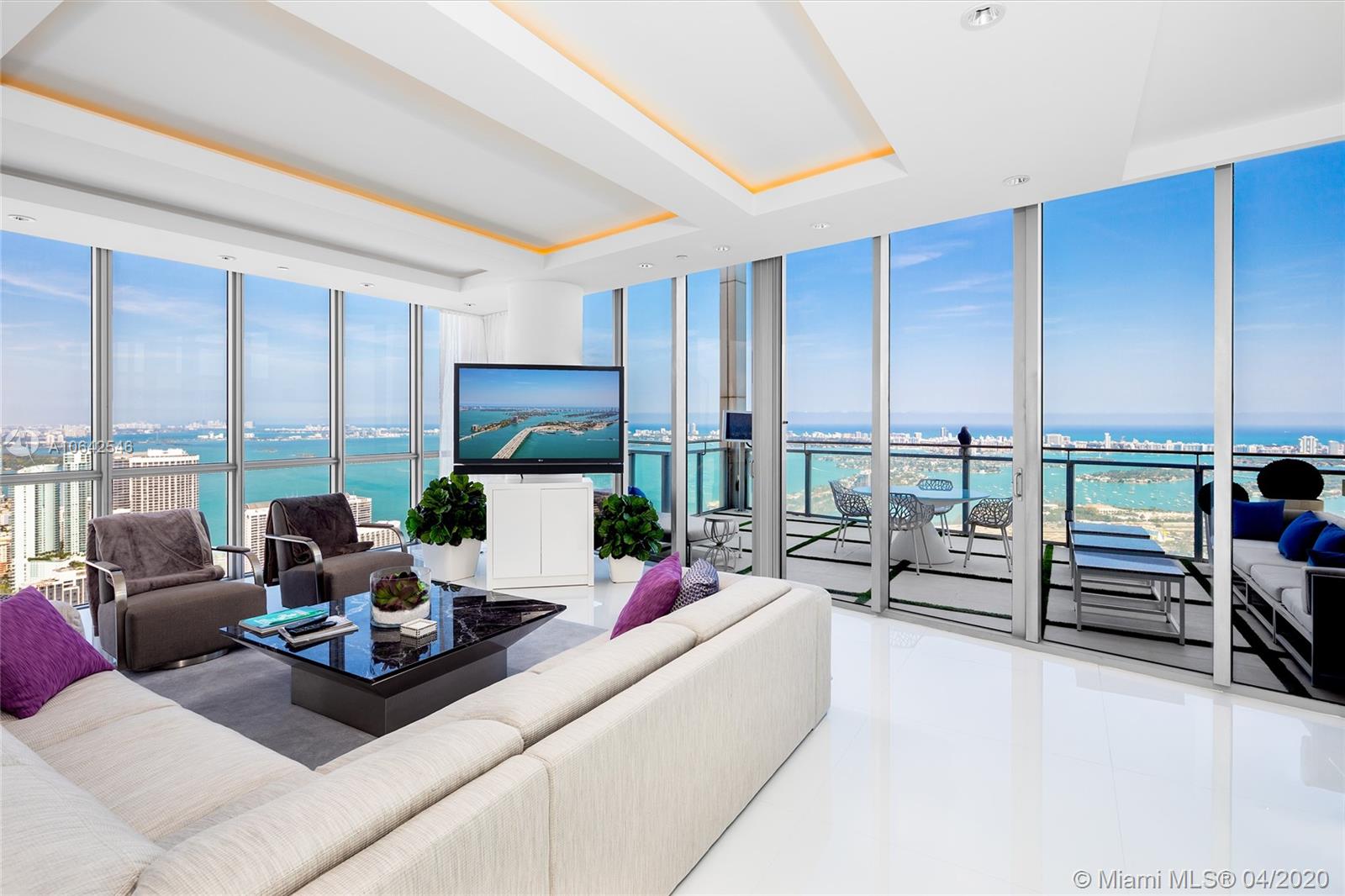 MARQUIS CONDO - Residential