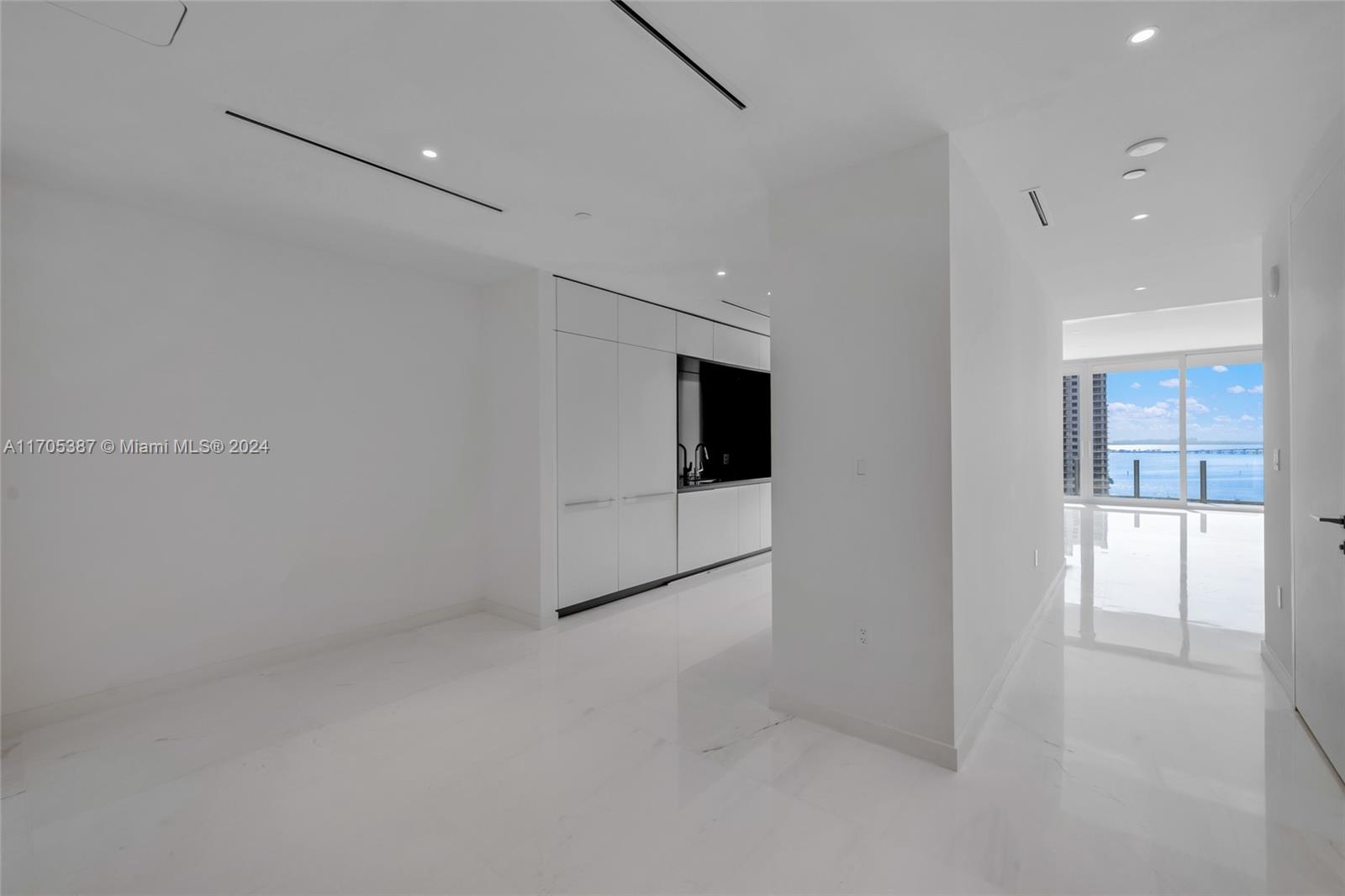 Aston Martin Residences - Residential