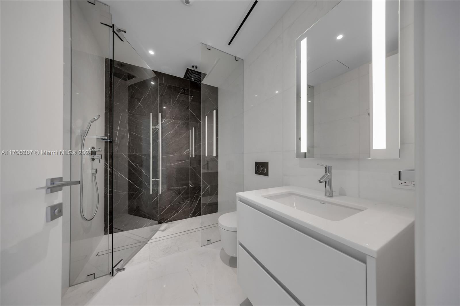 Aston Martin Residences - Residential
