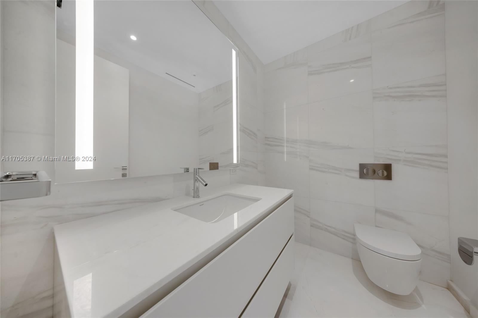 Aston Martin Residences - Residential