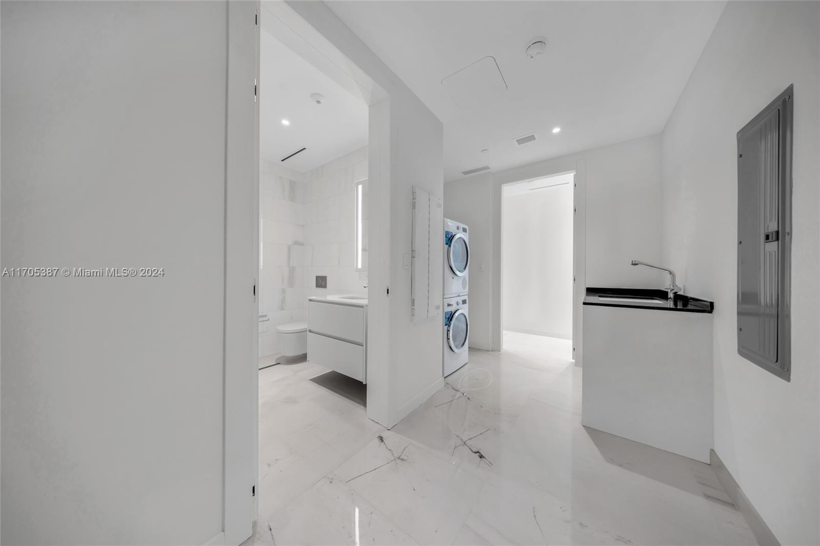 Aston Martin Residences - Residential