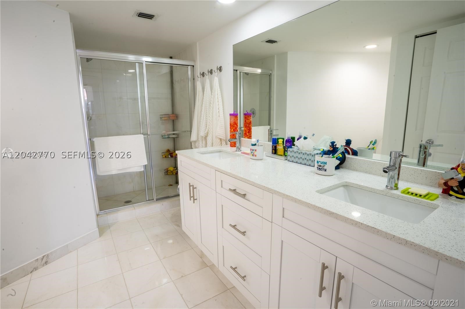 MYSTIC POINTE TOWER 500 C - Residential