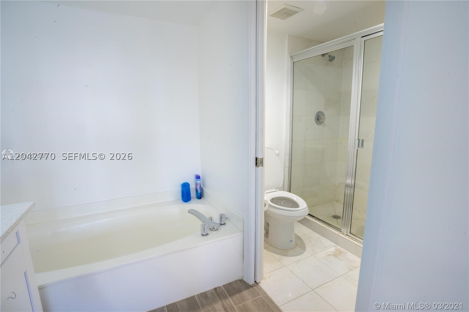 MYSTIC POINTE TOWER 500 C - Residential
