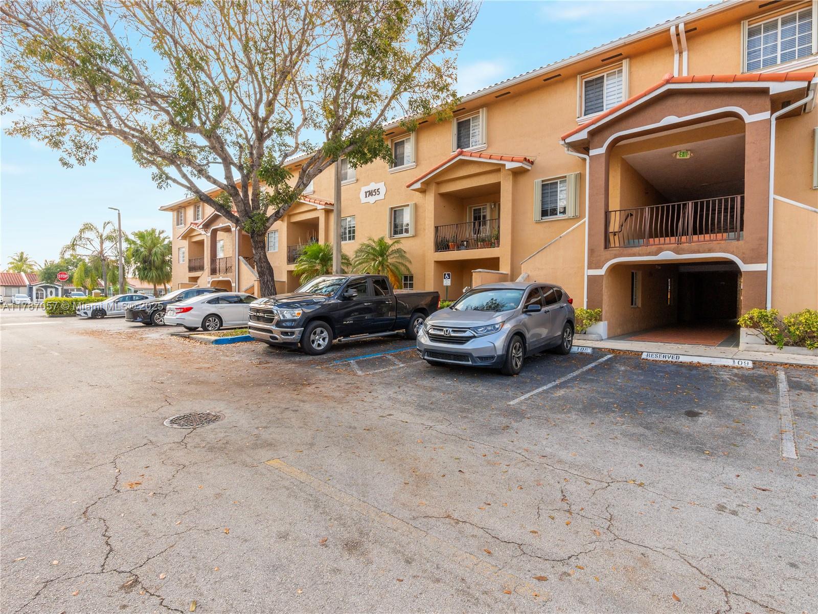 POINCIANA LAKES VILLAS CO - Residential