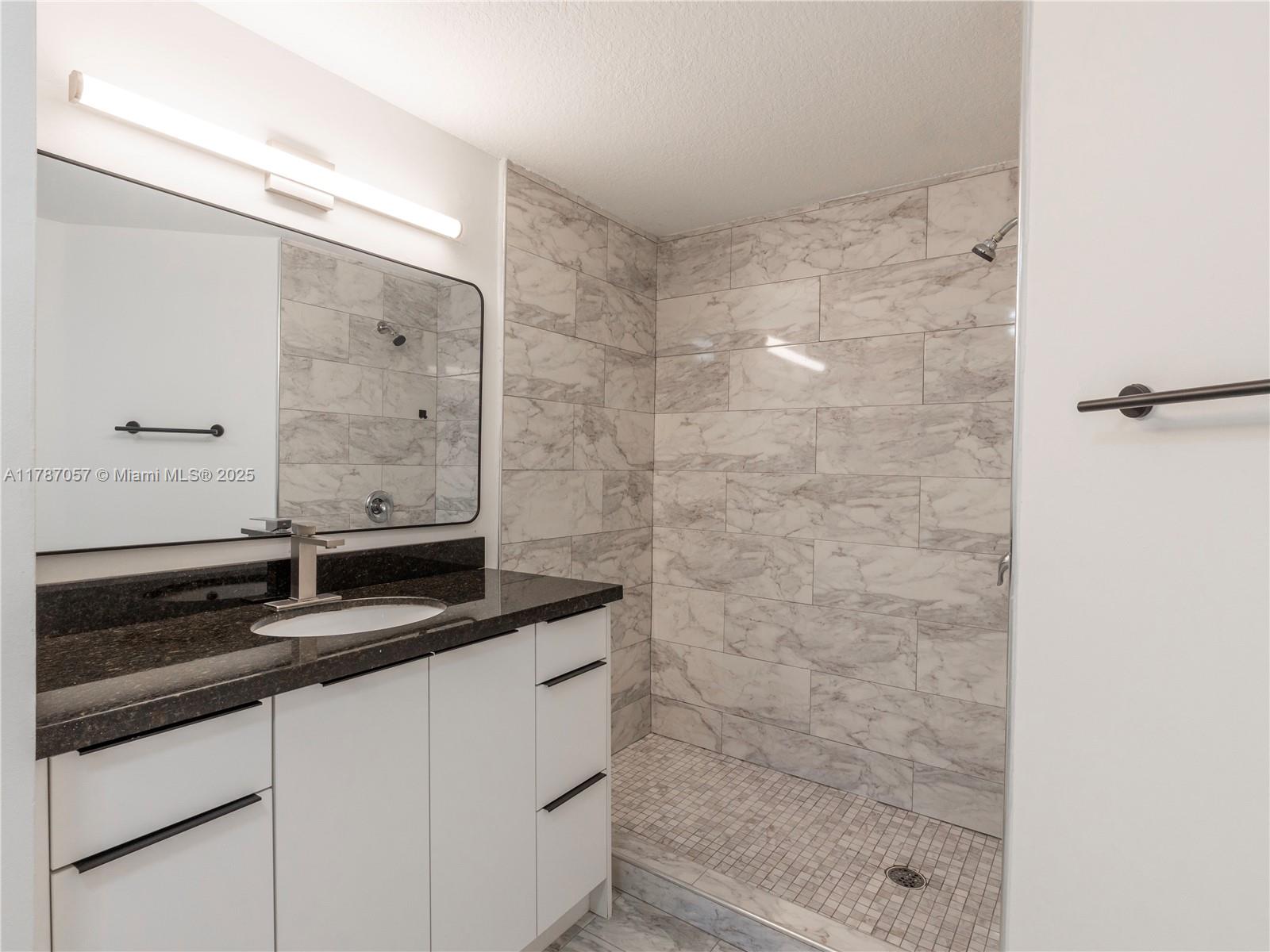 POINCIANA LAKES VILLAS CO - Residential