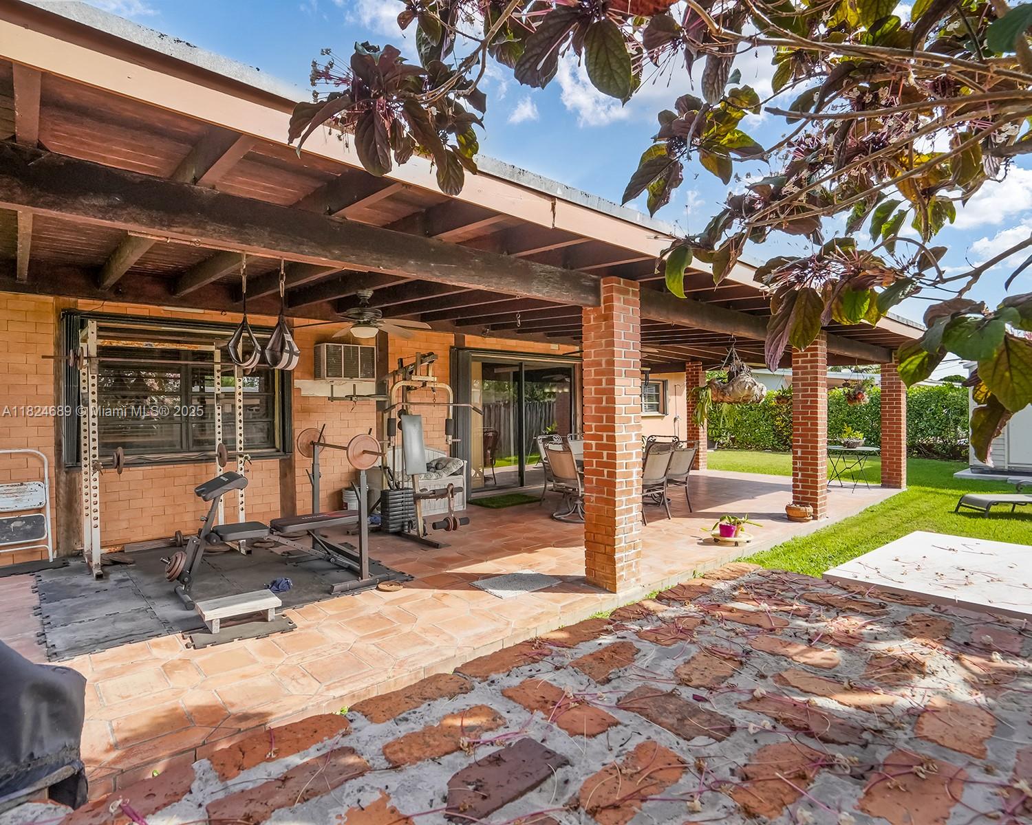 MILLER HEIGHTS SEC 4 - Residential Lease