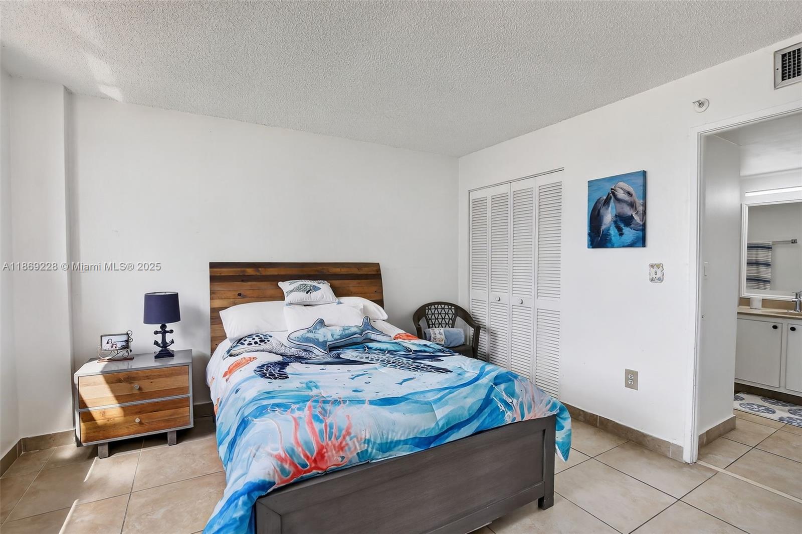 WINSTON TOWERS 600 CONDO - Residential