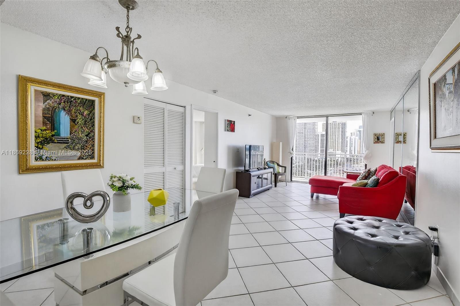 WINSTON TOWERS 600 CONDO - Residential