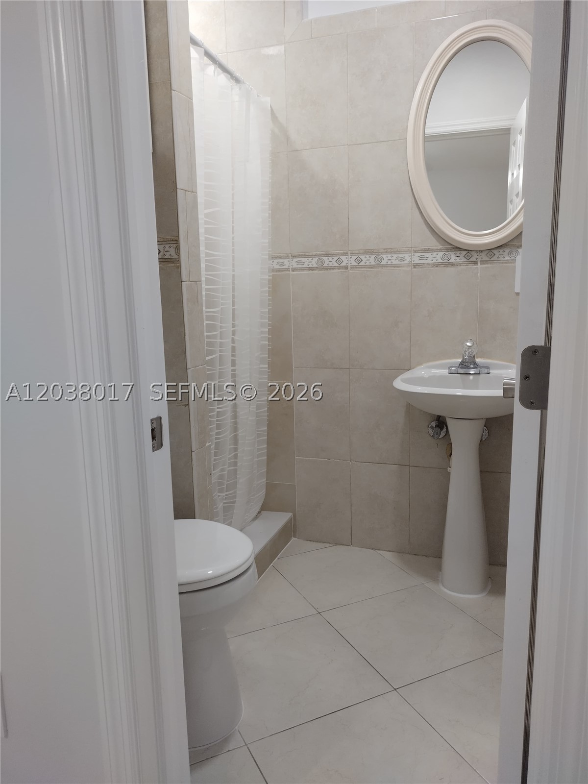 NORWOOD SUB - Residential Lease
