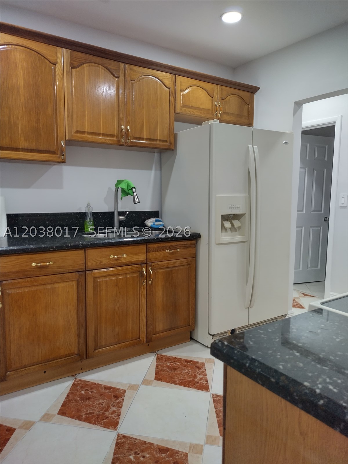 NORWOOD SUB - Residential Lease