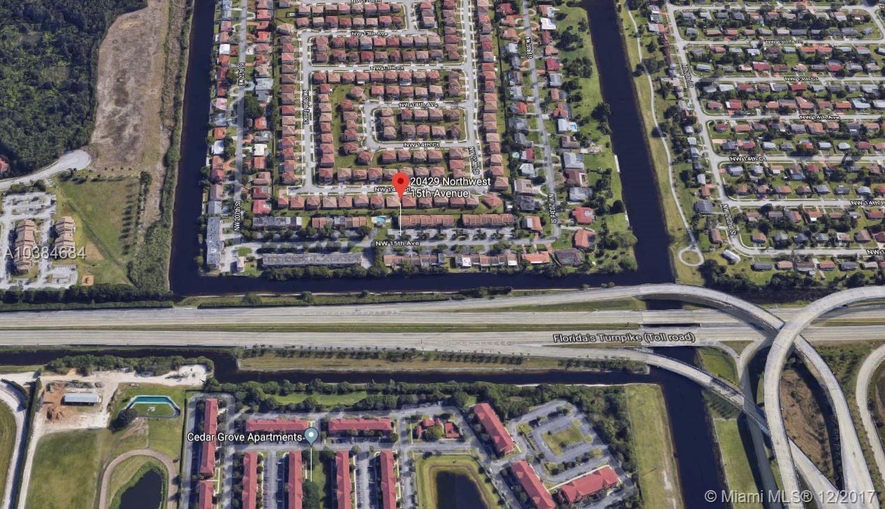 COUNTRY CLUB VILLAS TH CO - Residential Lease