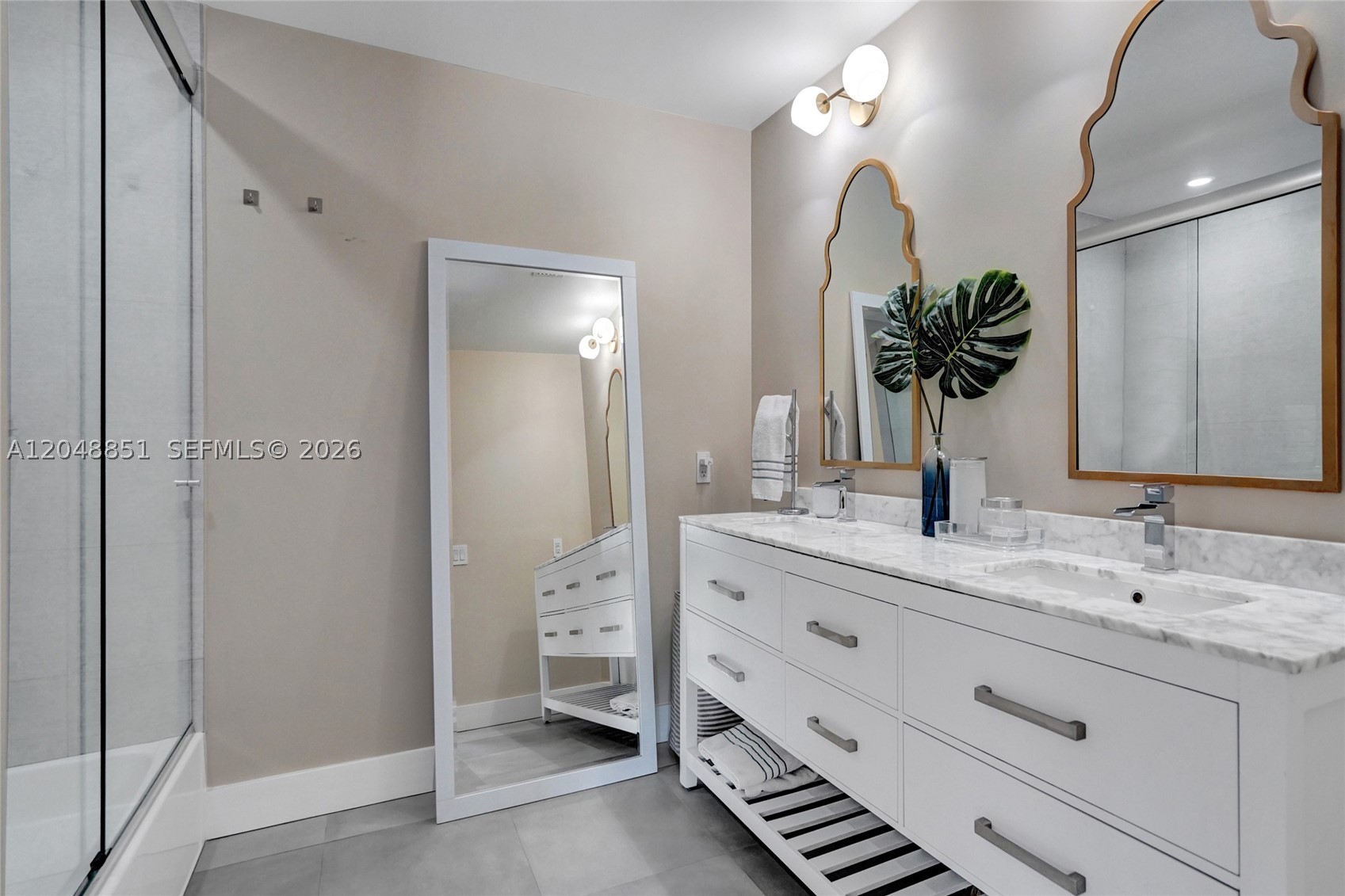 GOLDEN ISLES ESTATES FIRS - Residential