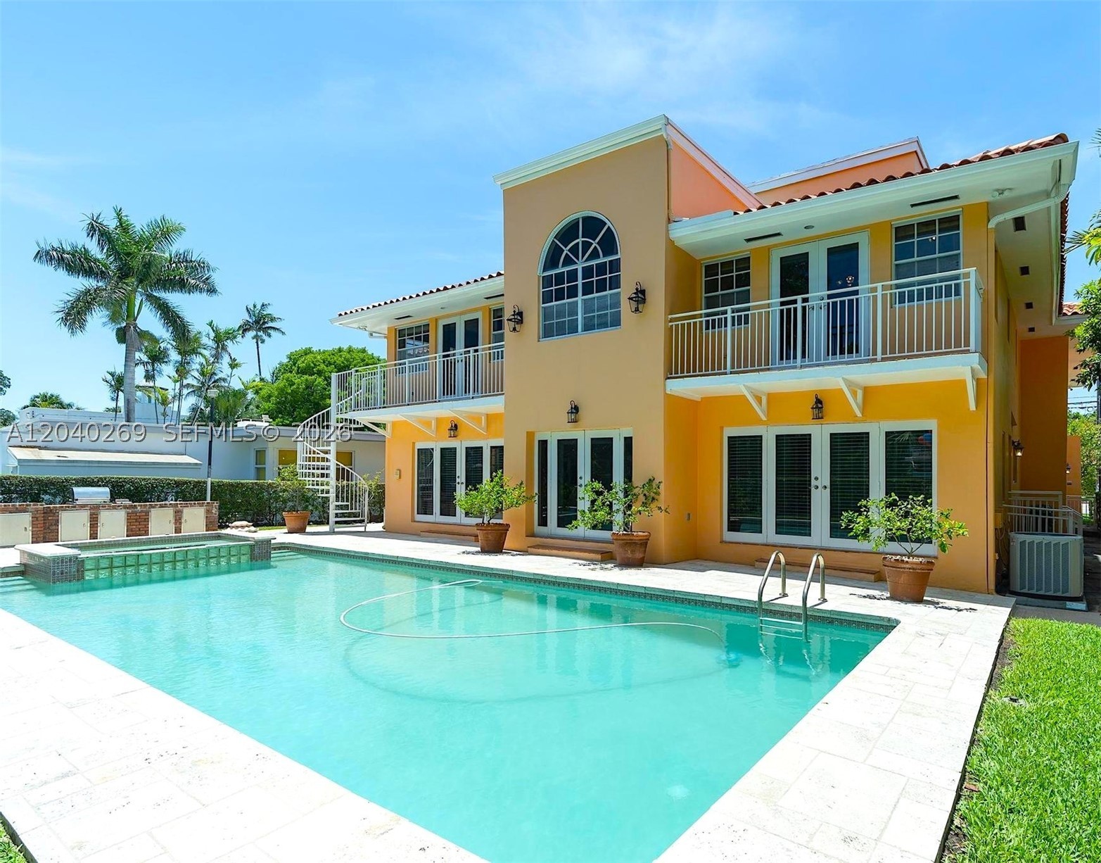LA GORCE GOLF SUB - Residential
