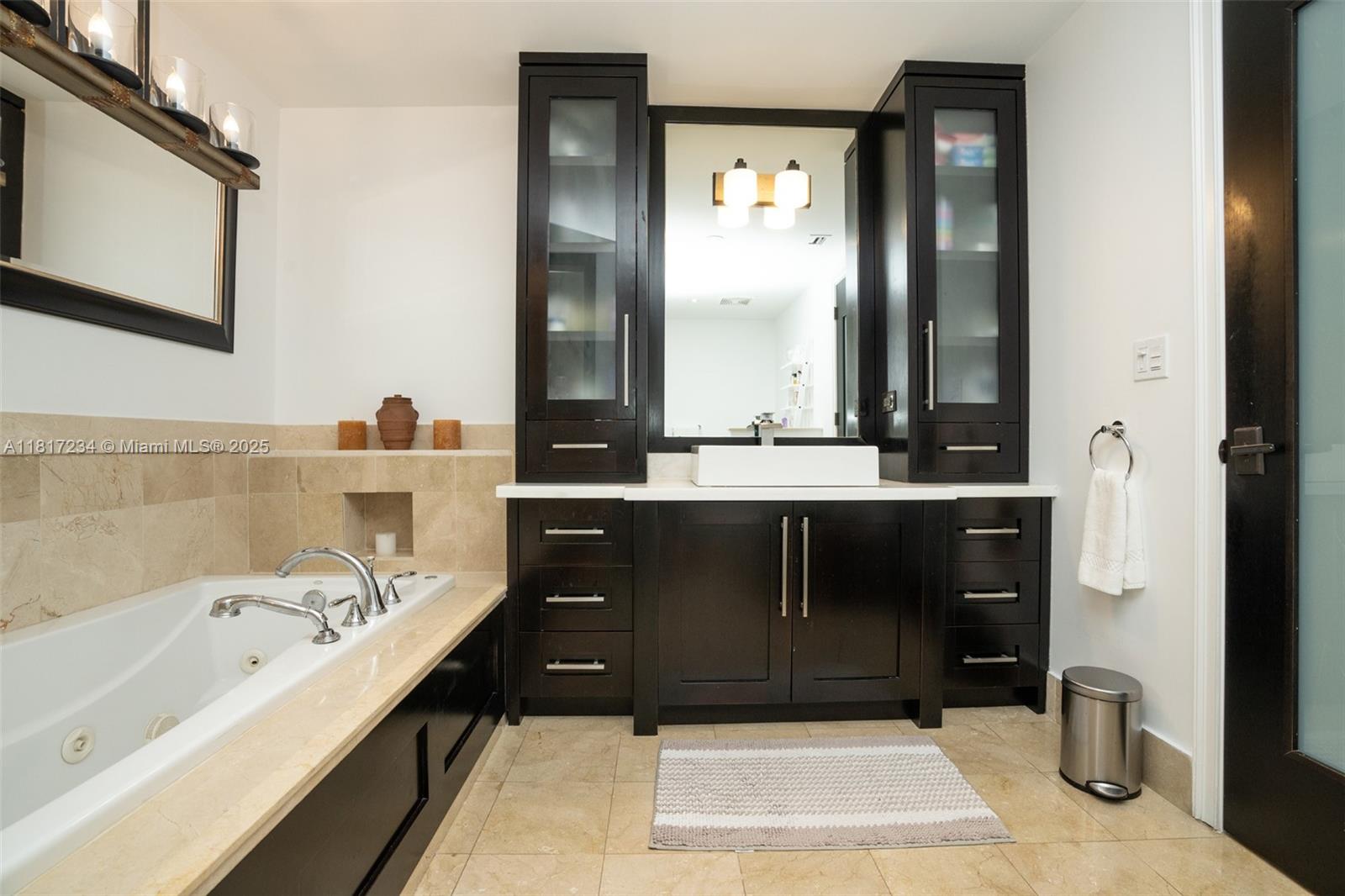 THE TOWER RESIDENCES COND - Residential Lease