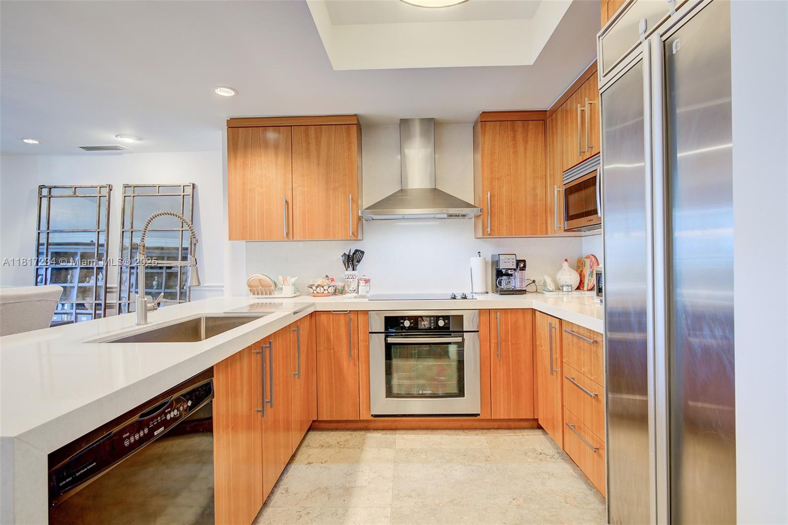 THE TOWER RESIDENCES COND - Residential Lease
