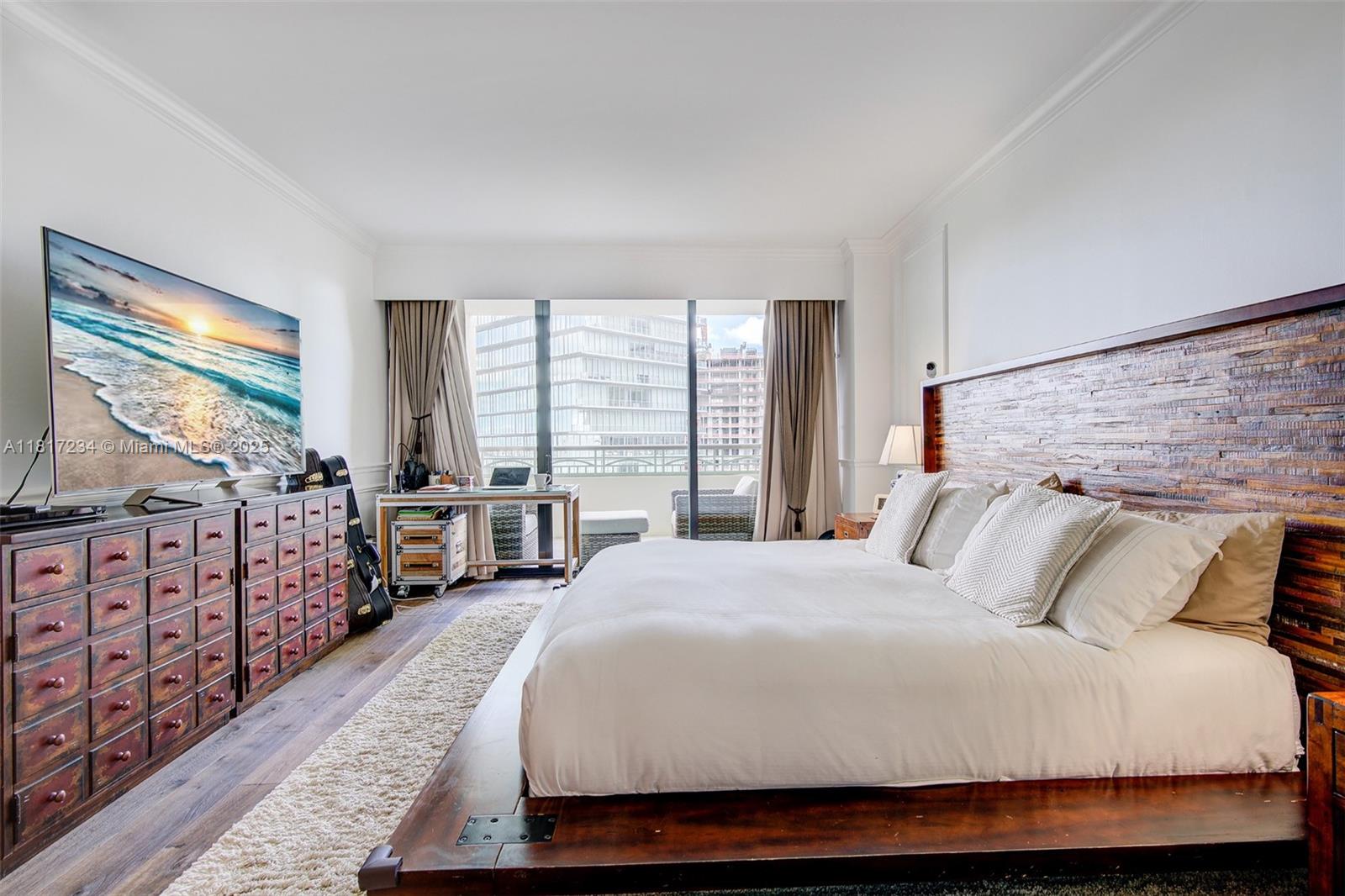 THE TOWER RESIDENCES COND - Residential Lease