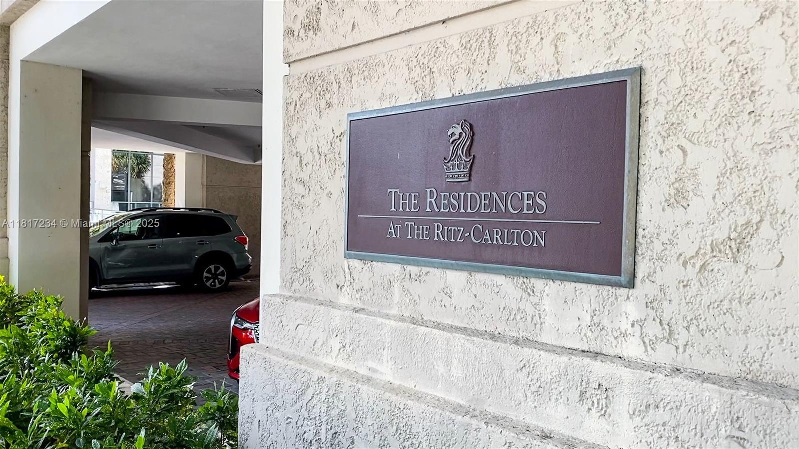 THE TOWER RESIDENCES COND - Residential Lease
