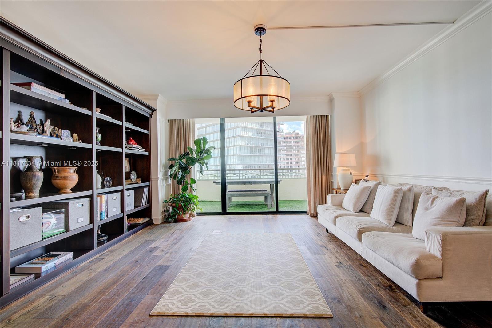 THE TOWER RESIDENCES COND - Residential Lease