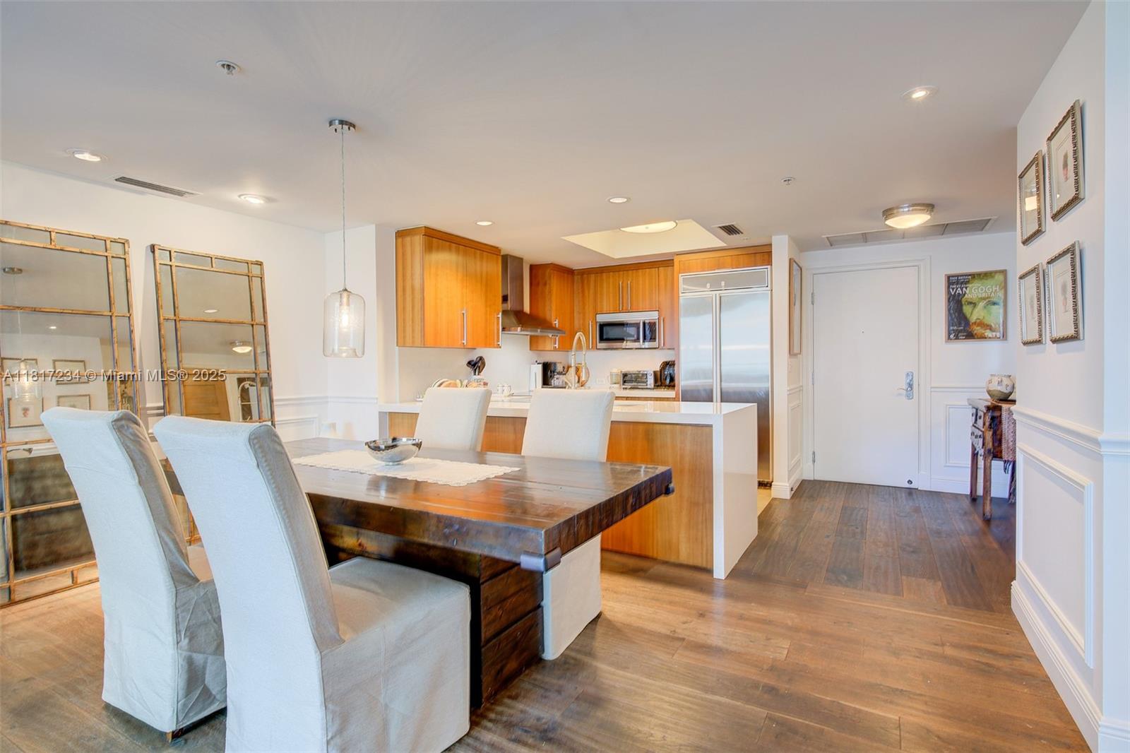 THE TOWER RESIDENCES COND - Residential Lease